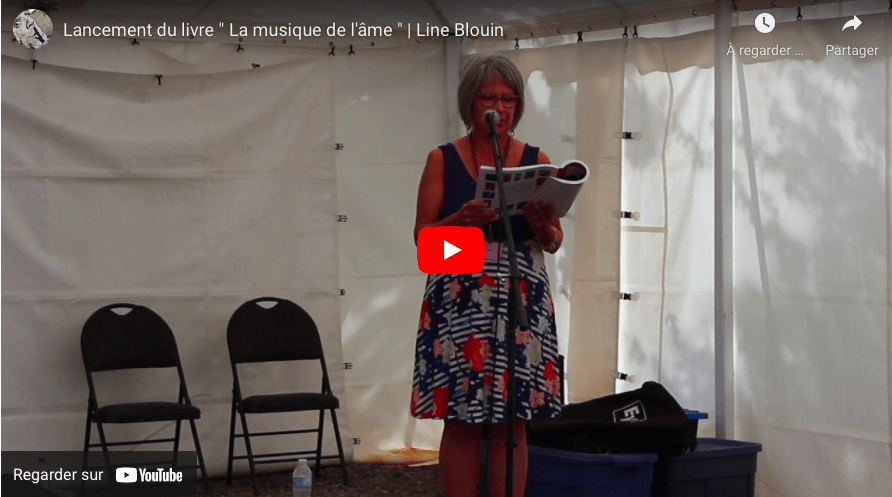 Image de la vidéo du lancement du livre La musique de l'âme, Line Blouin récite son poème